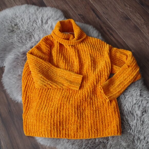 Big Sloughy Dark Mustard Sweater - Picture 3 of 5